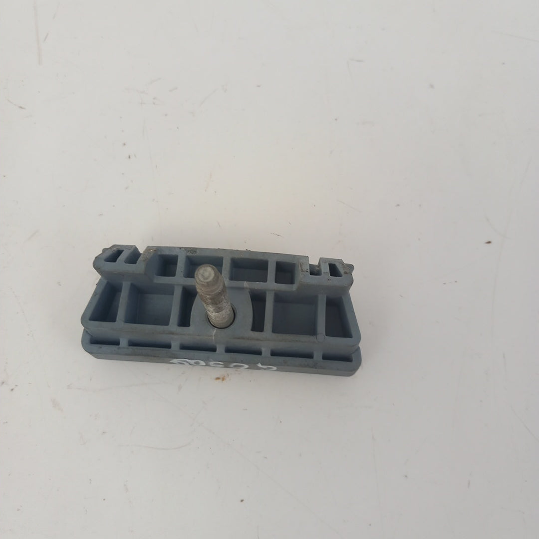 Държач скоба акумулатор Opel Insignia A