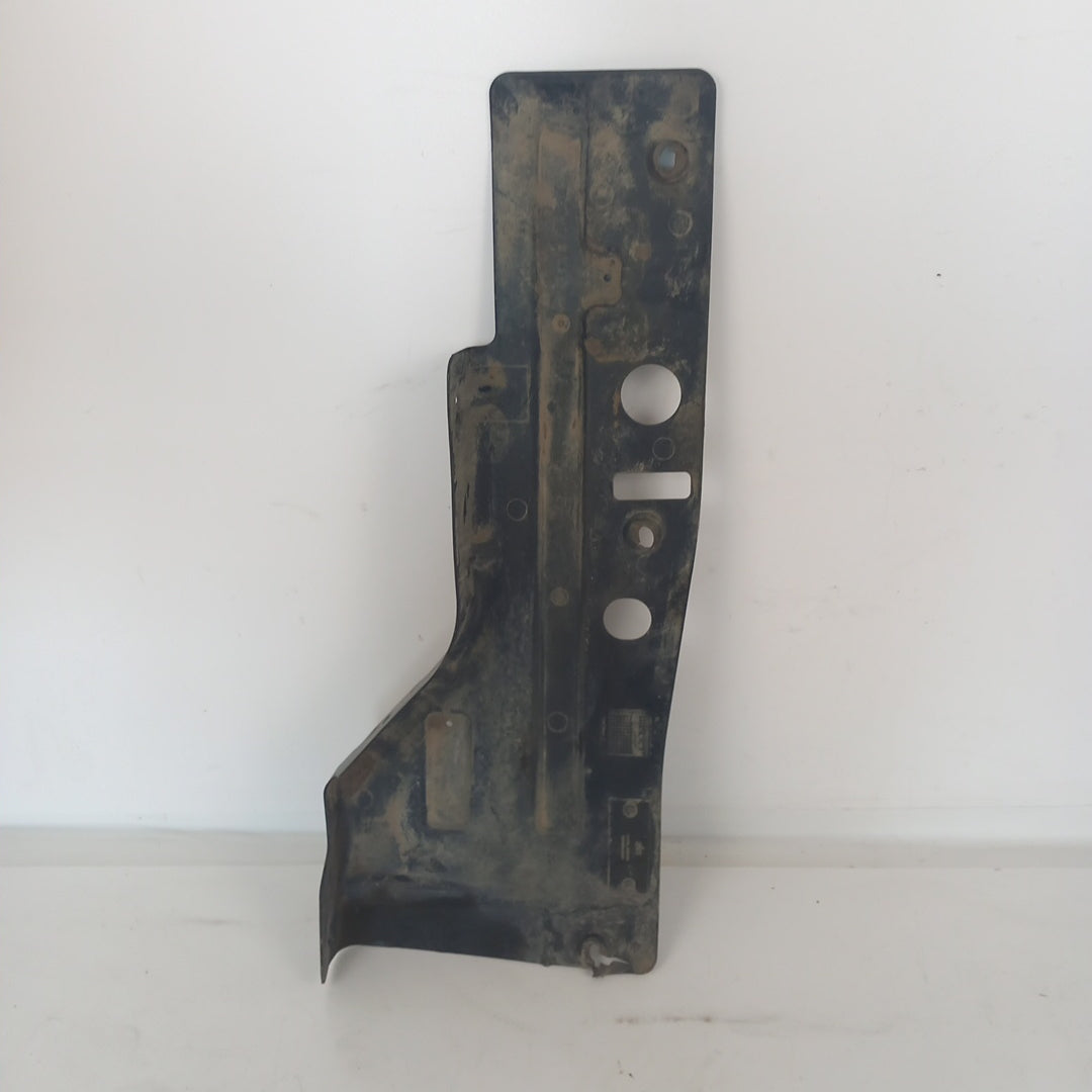 Кора защита двигател долна дясна Opel Insignia A