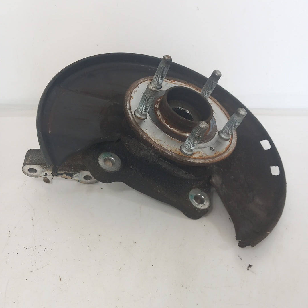 Главина шарнир предна лява Opel Insignia A