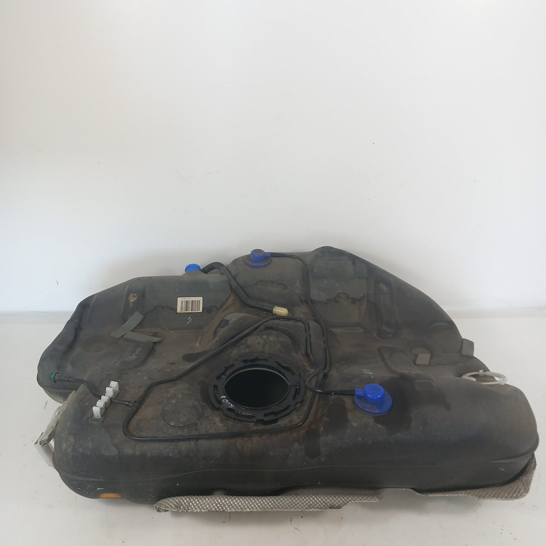 Резервоар гориво бензин Opel Insignia A 2,0 Turbo