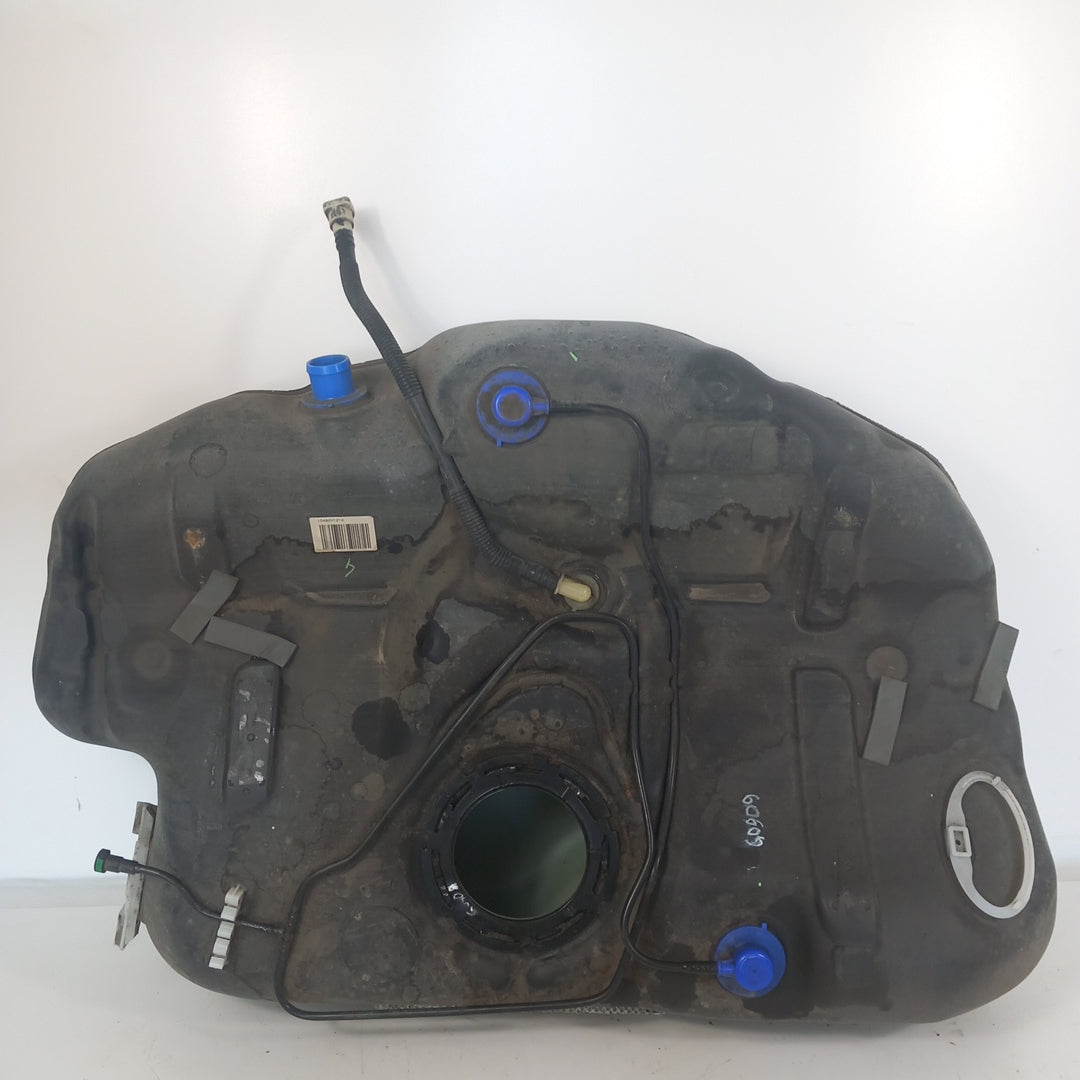 Резервоар гориво бензин Opel Insignia A 2,0 Turbo