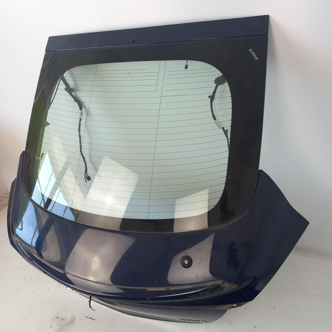 Капак багажник  Z20Z GEK Opel Insignia A хечбек