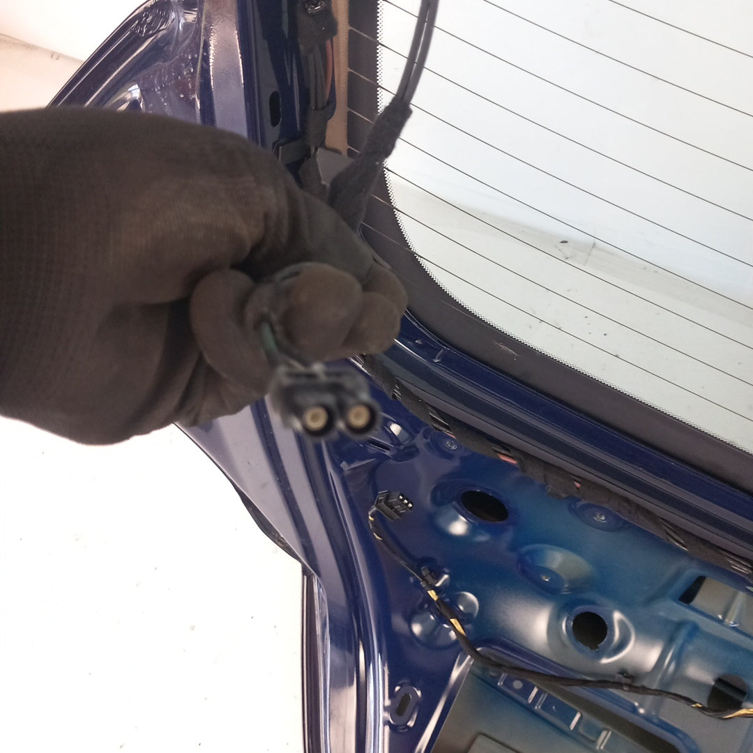 Капак багажник  Z20Z GEK Opel Insignia A хечбек