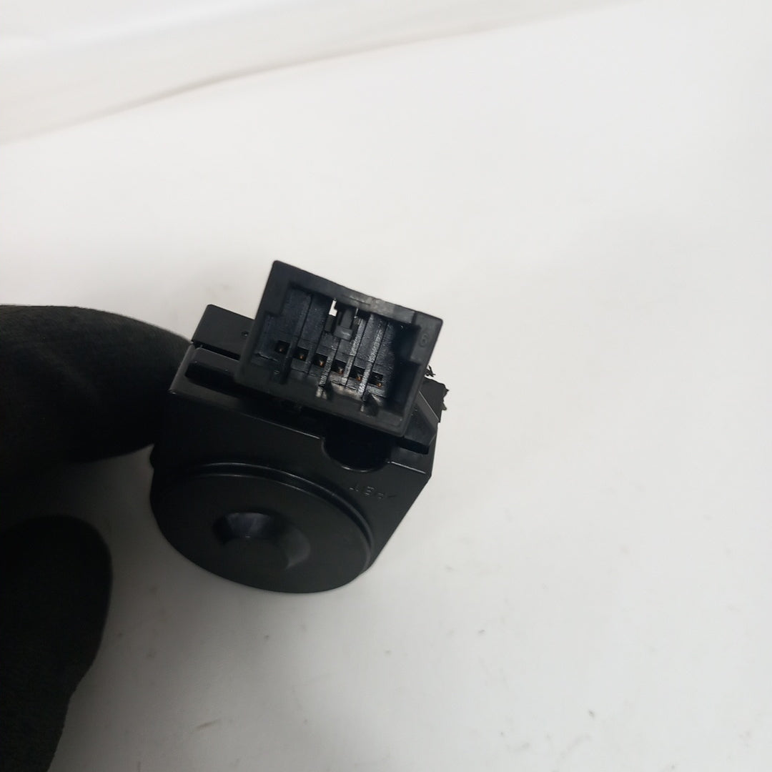 Превключвател запалване контактен ключ Opel Insignia A