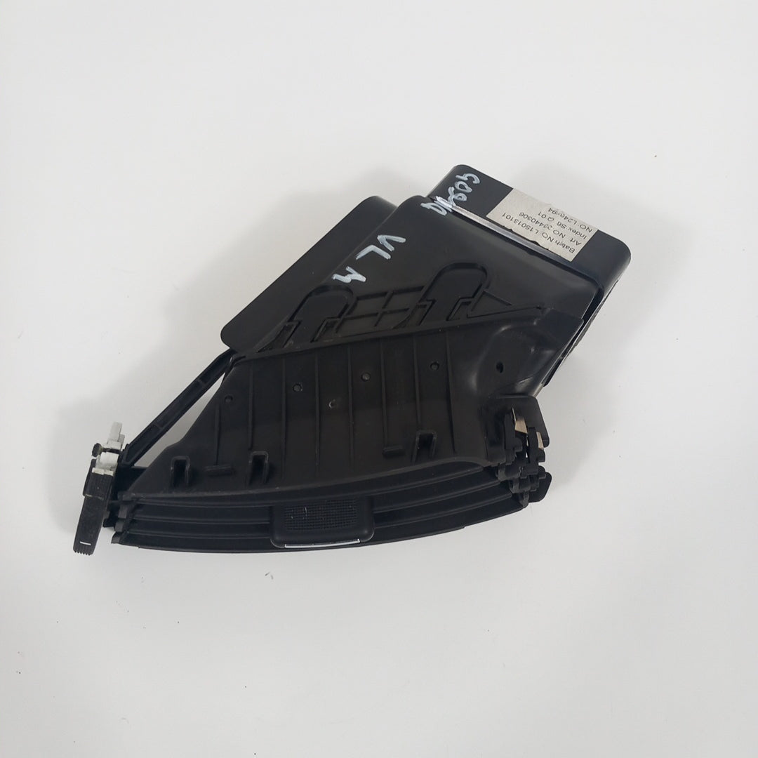 Въздуховод вентилационна решетка табло средна лява Opel Insignia A Facelift