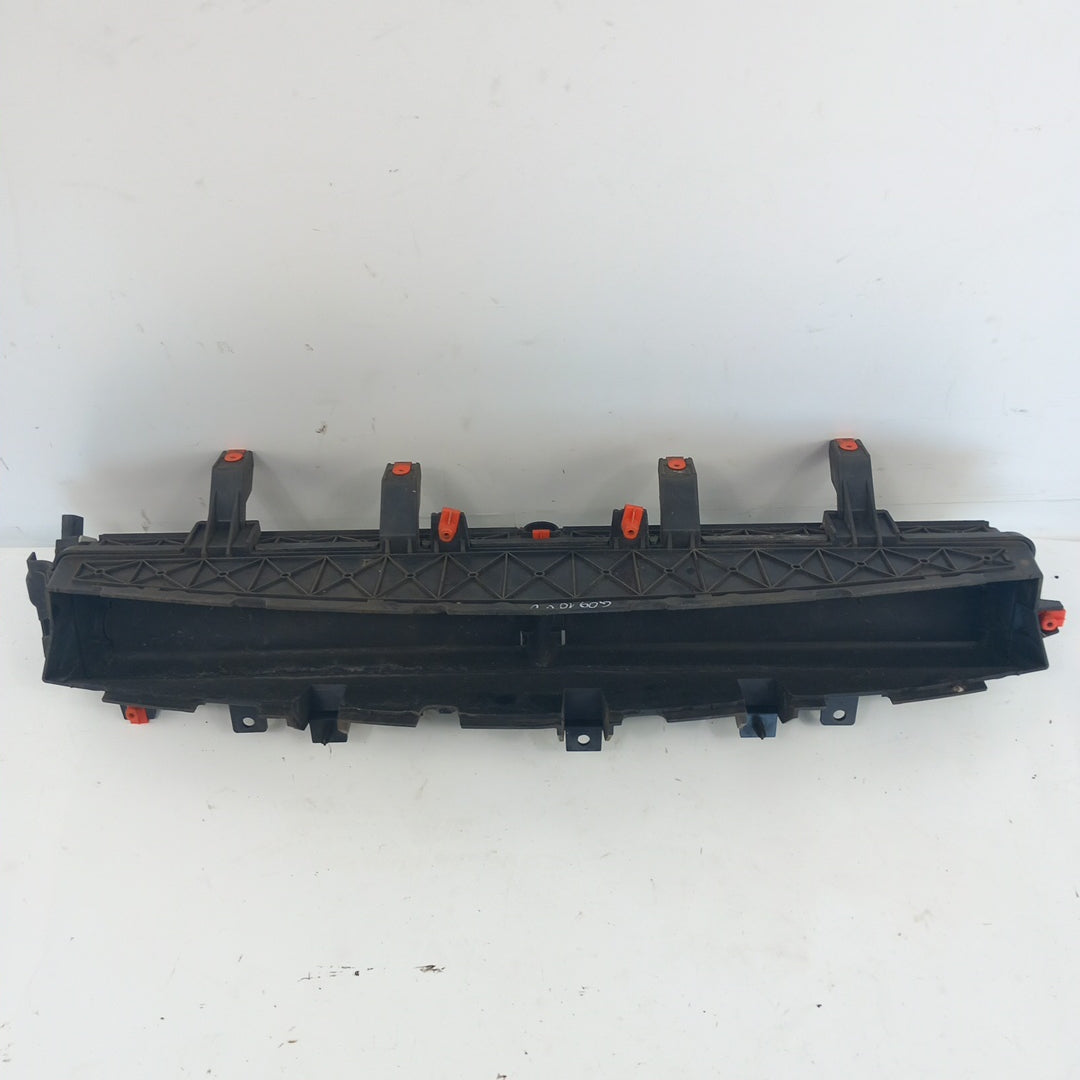 Корпус въздушен дефлектор радиатор преден долен Opel Insignia A Facelift