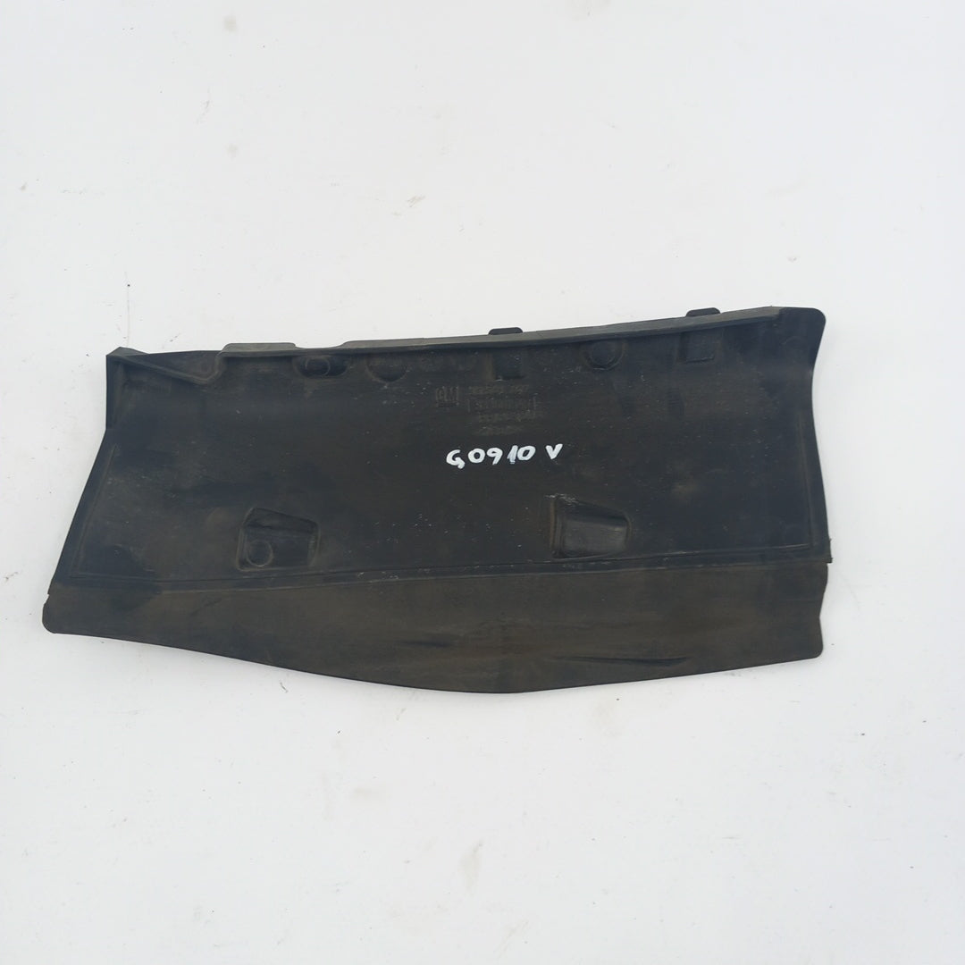 Капак въздухозаборник преден Opel Insignia A Facelift