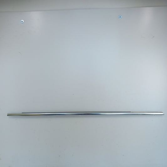 Лайсна стъкло предна дясна врата външна страна Opel Insignia A Facelift