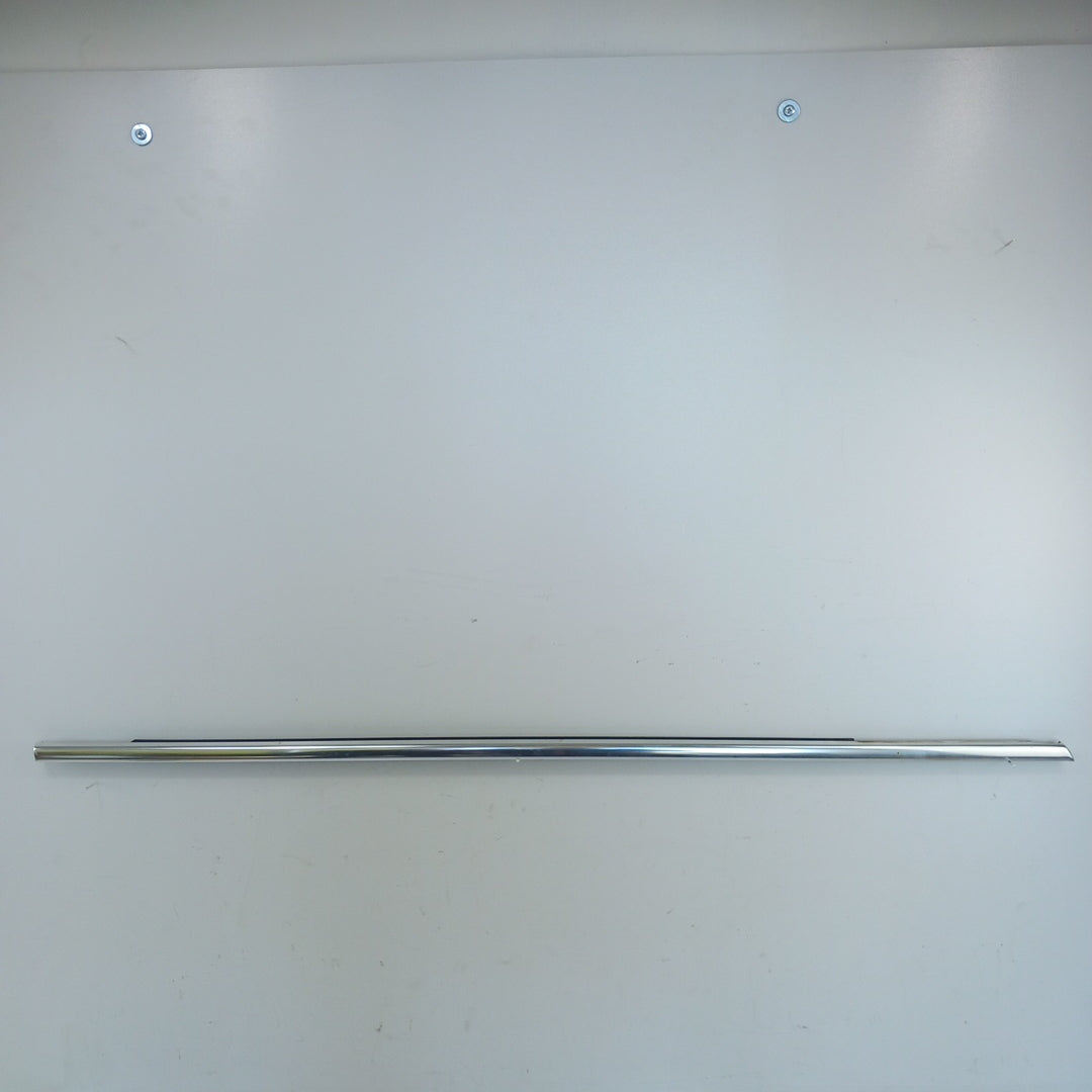 Лайсна стъкло предна дясна врата външна страна Opel Insignia A Facelift