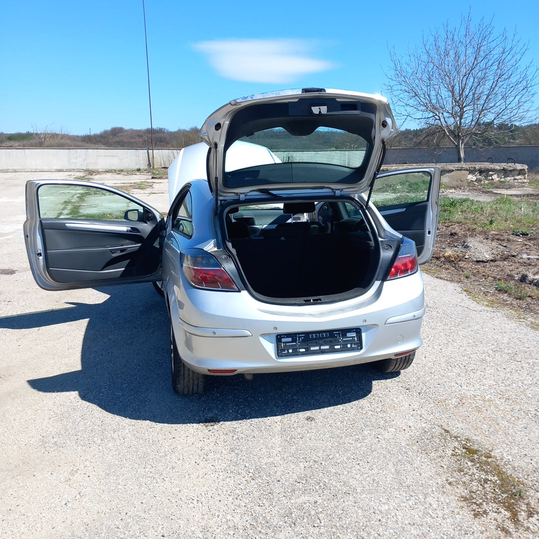 Opel Astra H GTC 1,8 Z18XE Silver / А0421 снимки