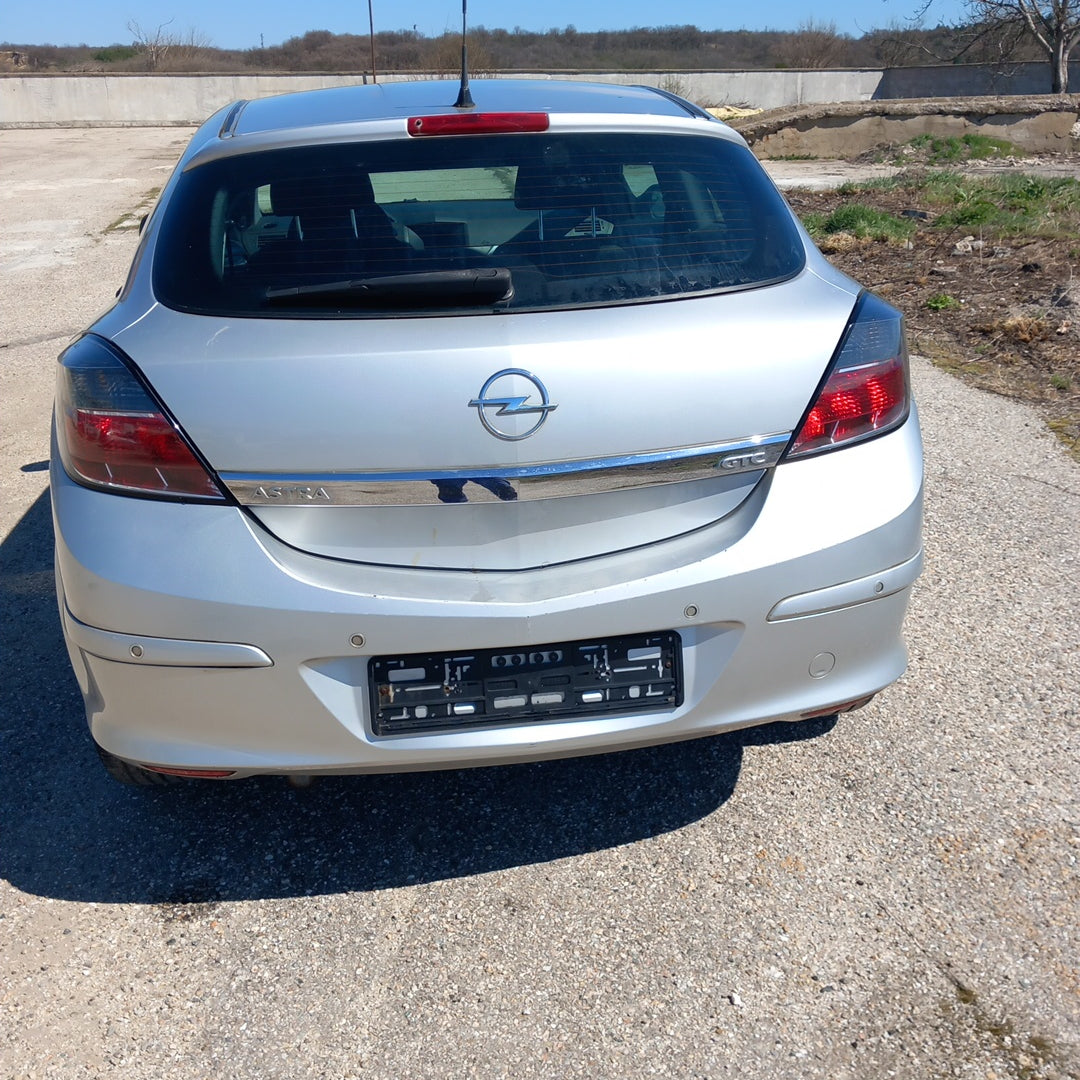 Opel Astra H GTC 1,8 Z18XE Silver / А0421 снимки