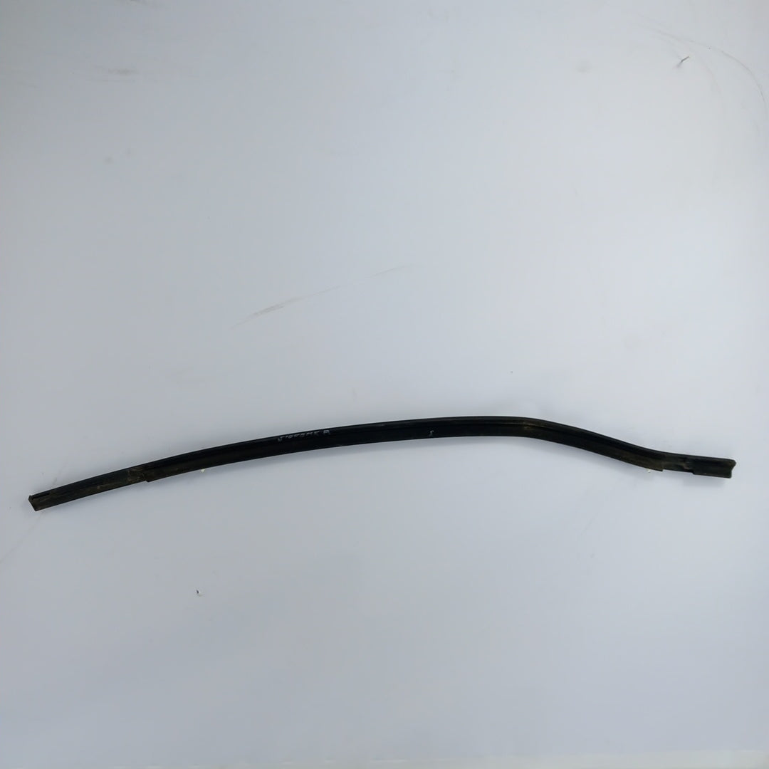 Лайсна стъкло външна задна дясна врата Opel Meriva B