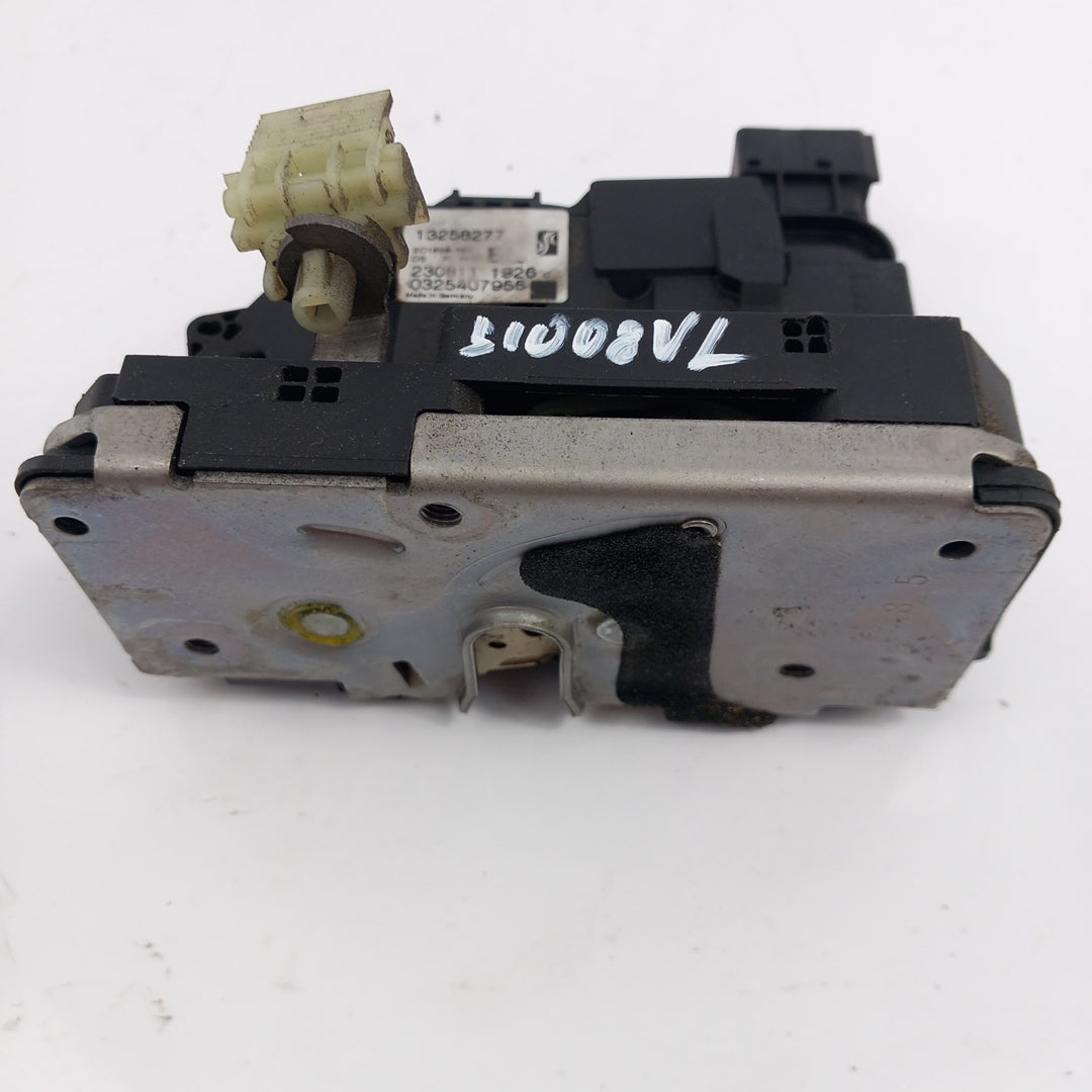 Брава централно предна лява врата RHD Opel Meriva B