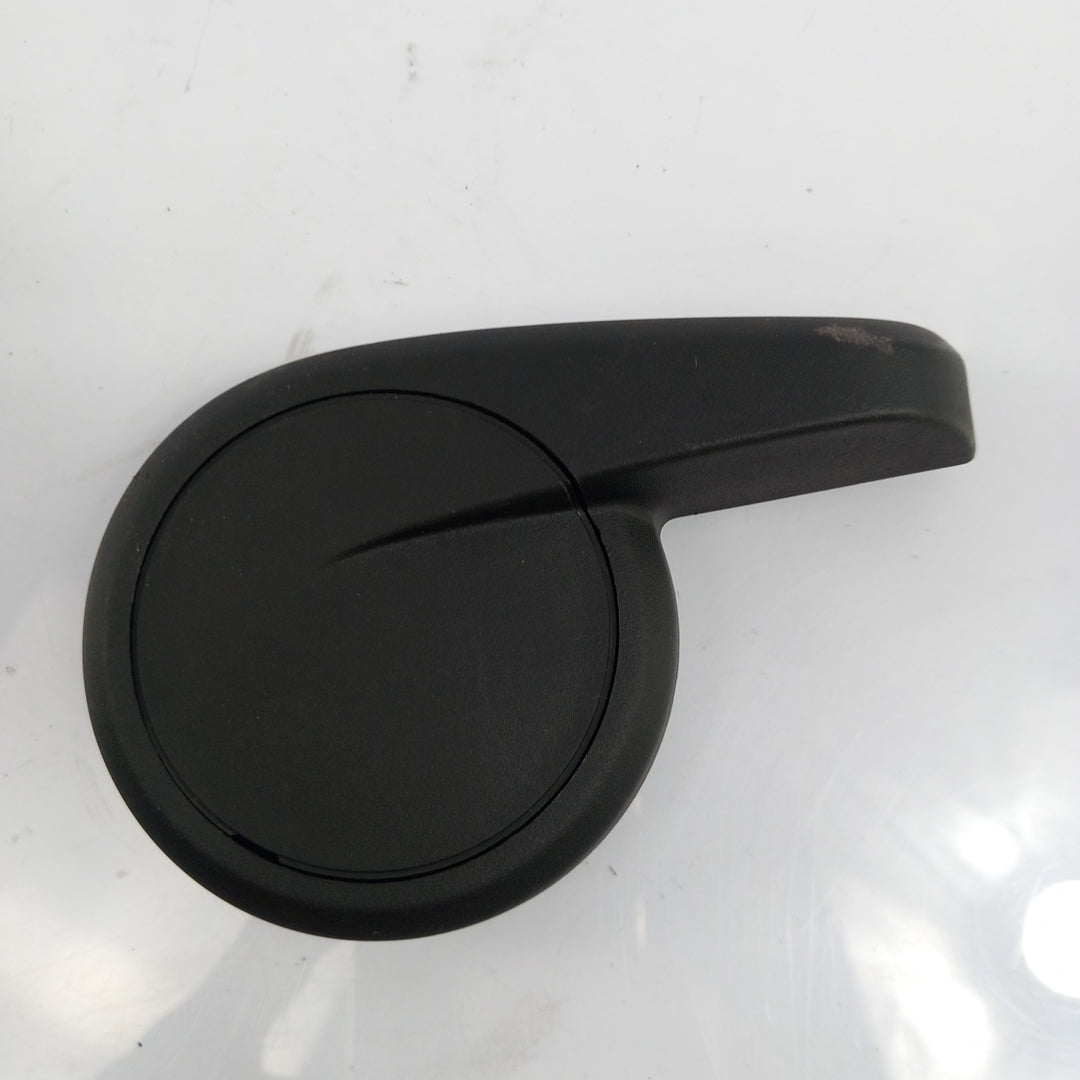 Лост настройка височина дясна седалка черен Opel Meriva B