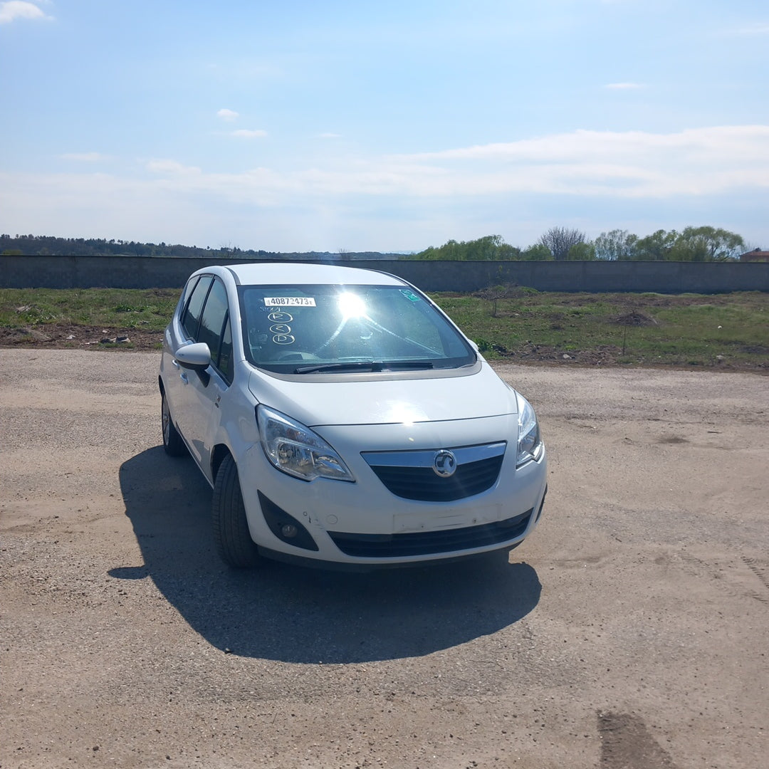 Opel Meriva B 1,4 Turbo A14NEL white 2012 / S1009 снимки