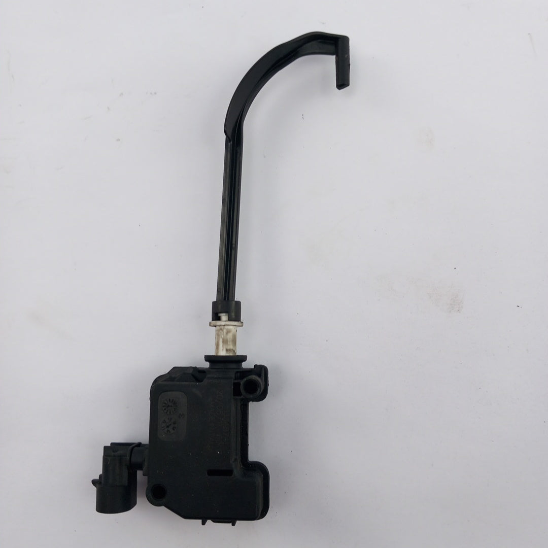 Мотор залючване капак гърловина резервоар Opel Meriva B  1,7 CDTI