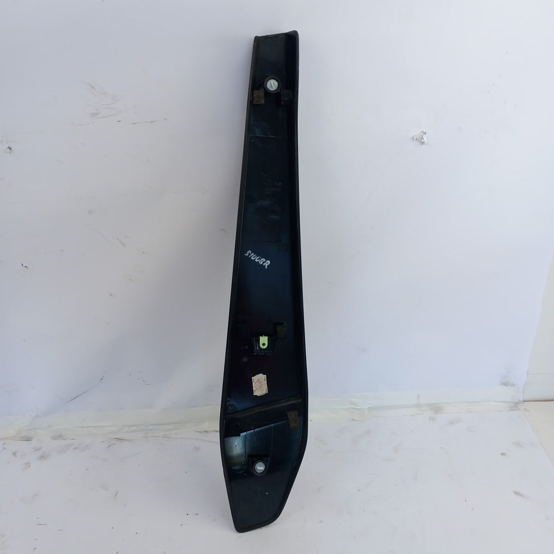 Лайстна дясна колонка между предна и задна врата Opel Meriva B