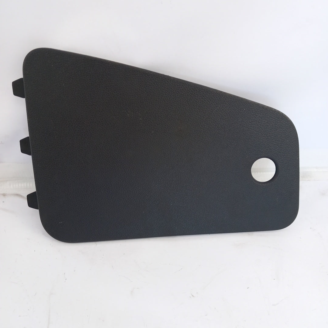 Капак малък задна лява страна багажник черен Opel Meriva B