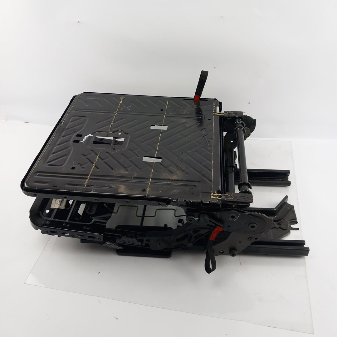 Конзола шини и рамка на задна лява седалка Opel Meriva B