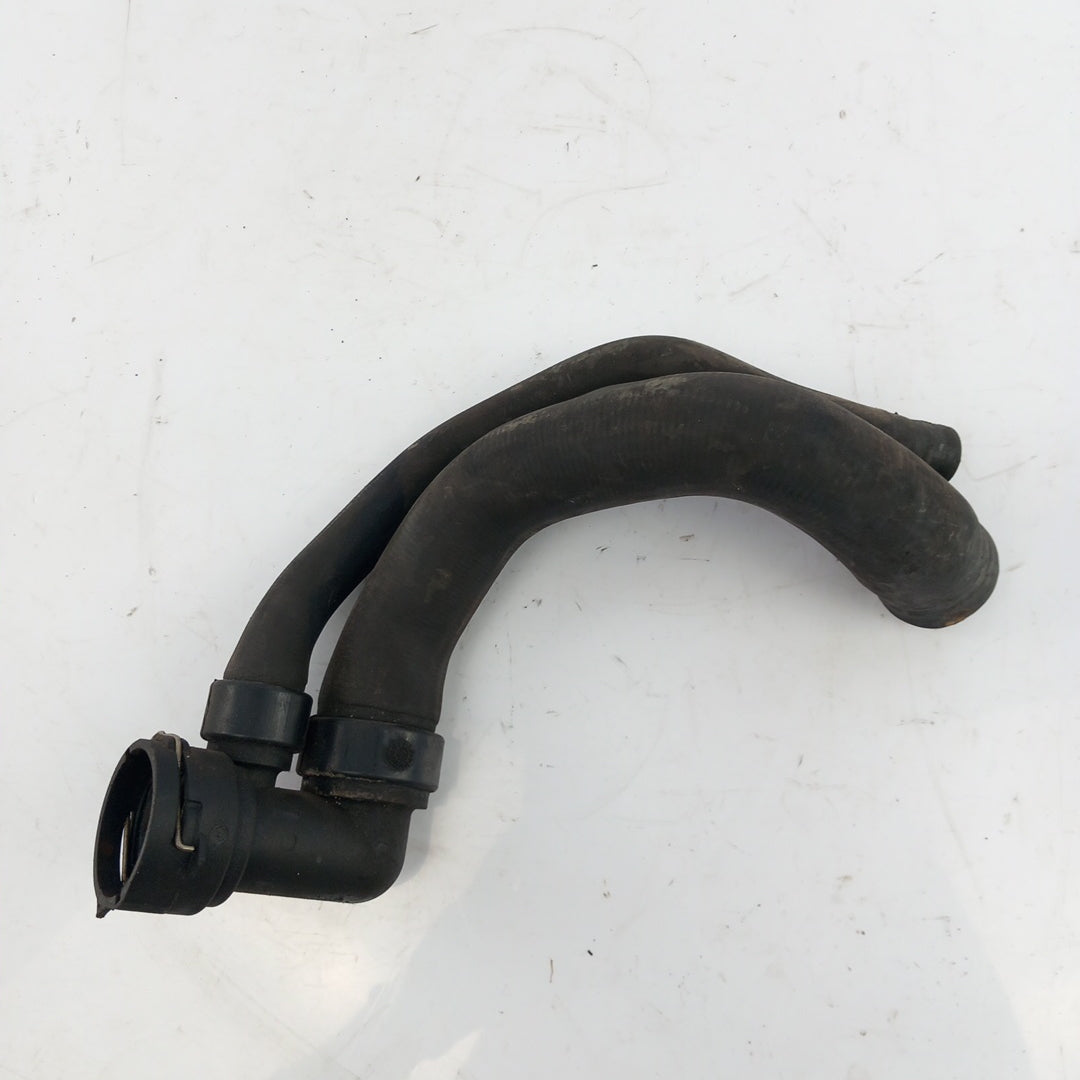 Маркуч охлаждане преден изход радиатор A17DTS Opel Meriva B 1,7 CDTI