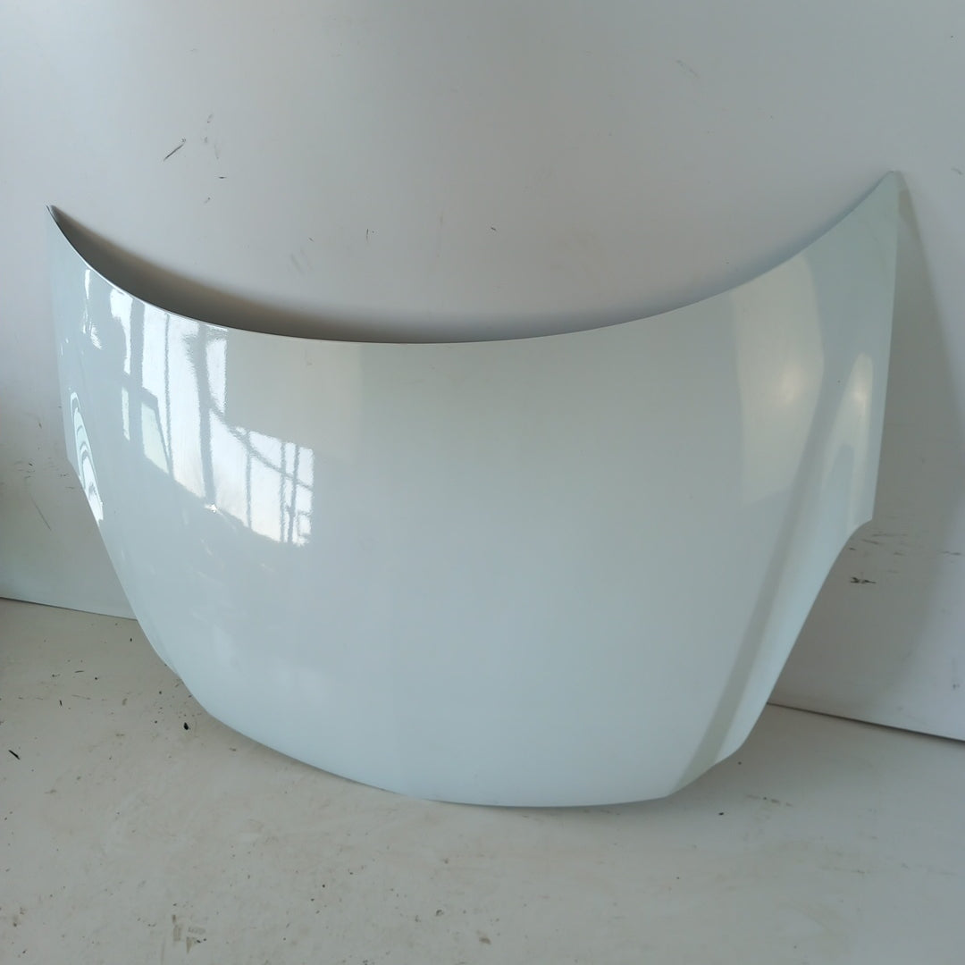 Преден капак Z474 бяло Facelift Opel Corsa D 3 врати