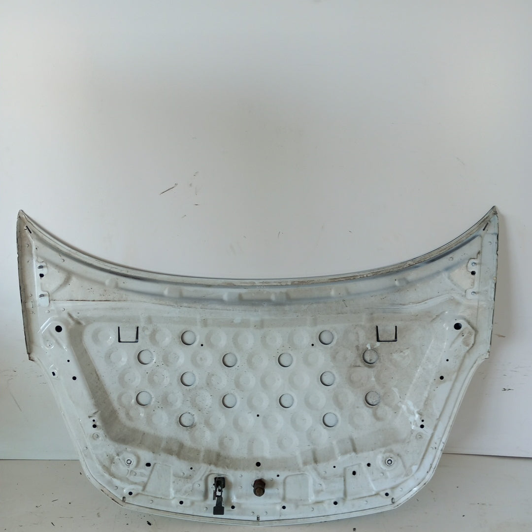 Преден капак Z474 бяло Facelift Opel Corsa D 3 врати