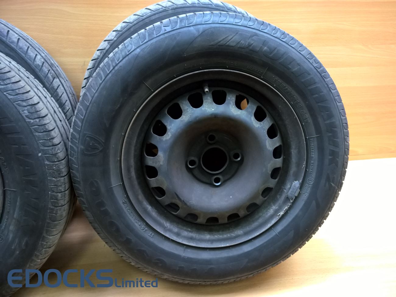 Комплект 4x 14 цола стоманени джанти джанти 5,5J ET39 гуми 185/70 R14 88H/T Opel